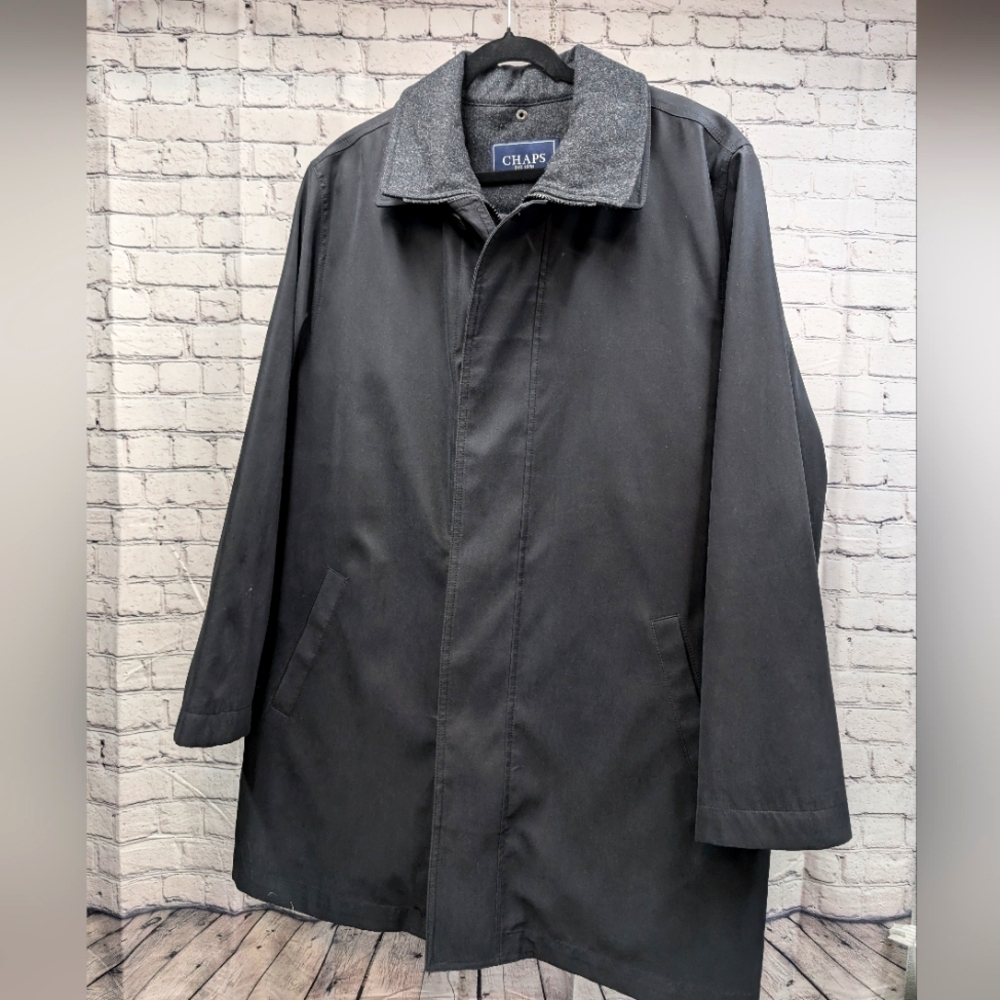Mens CHAPS lined coat